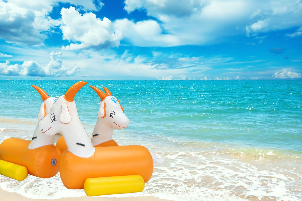 WT039 Lamb inflatable water toy floating device