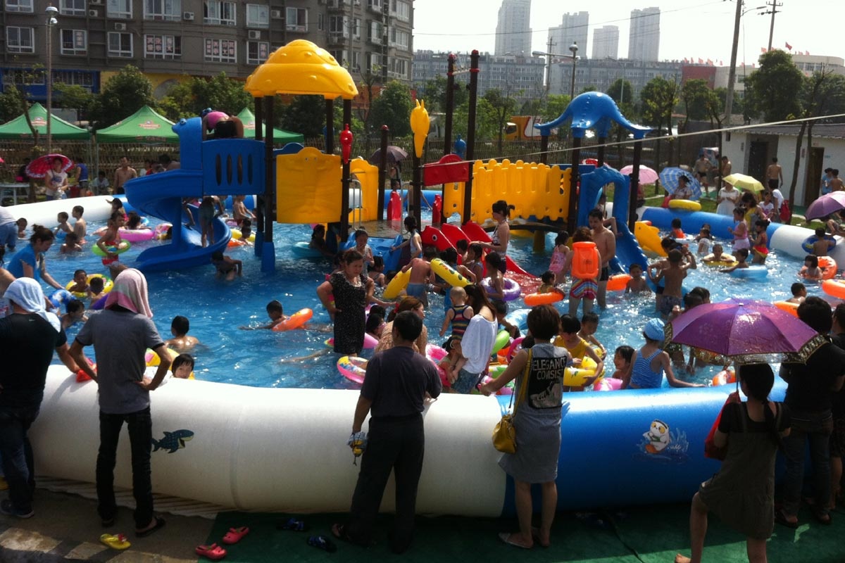 Amusement Equipment Water Slide with Inflatable Pool