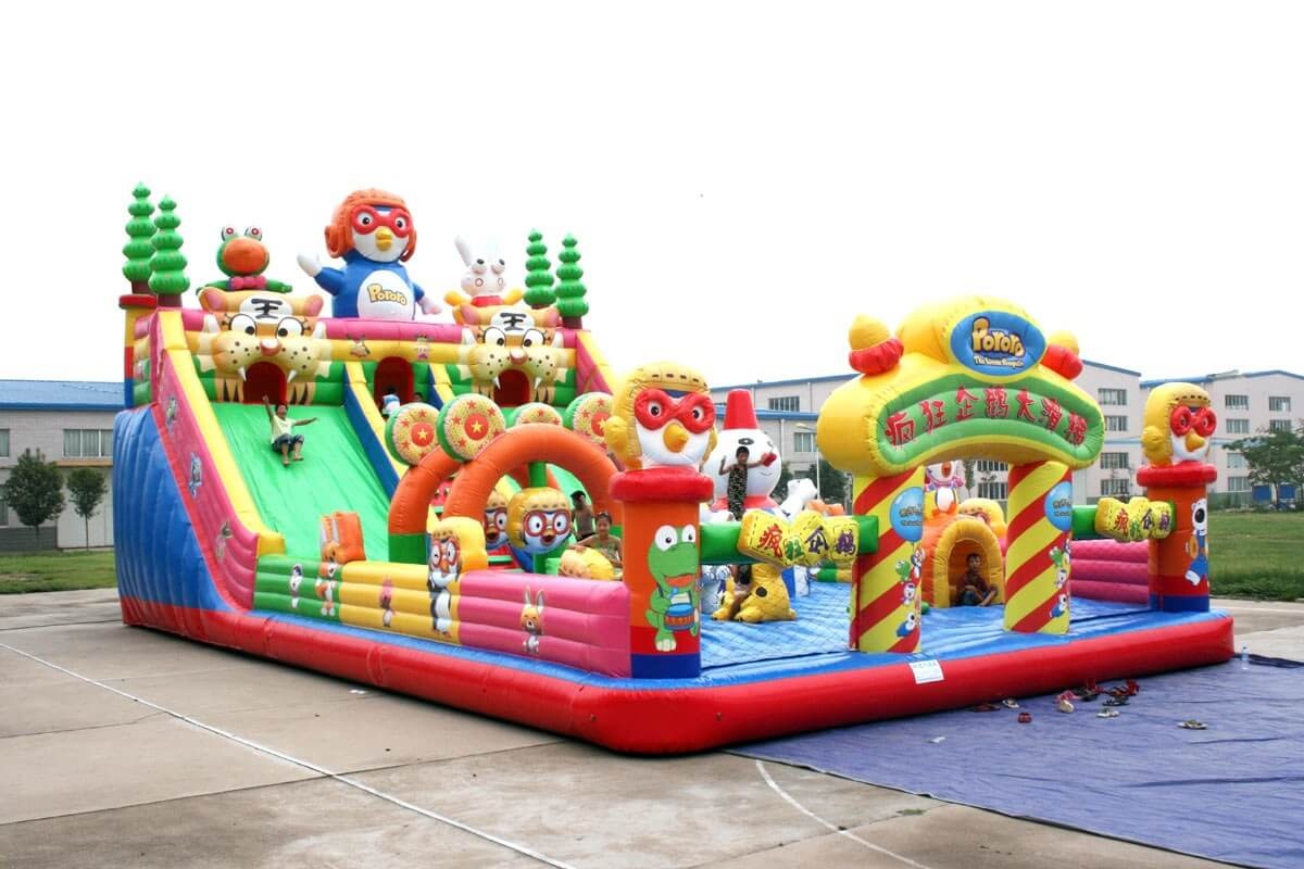 WJ025 Crazy Penguin Park Fun City Inflatable Bouncy Castle
