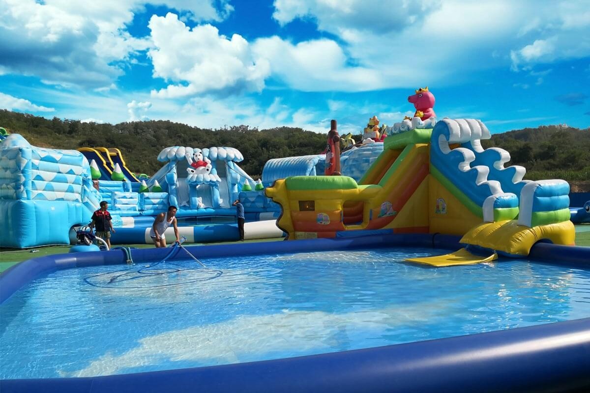 GP023 Large Pink Pig Water Park with Inflatable Pool Slide