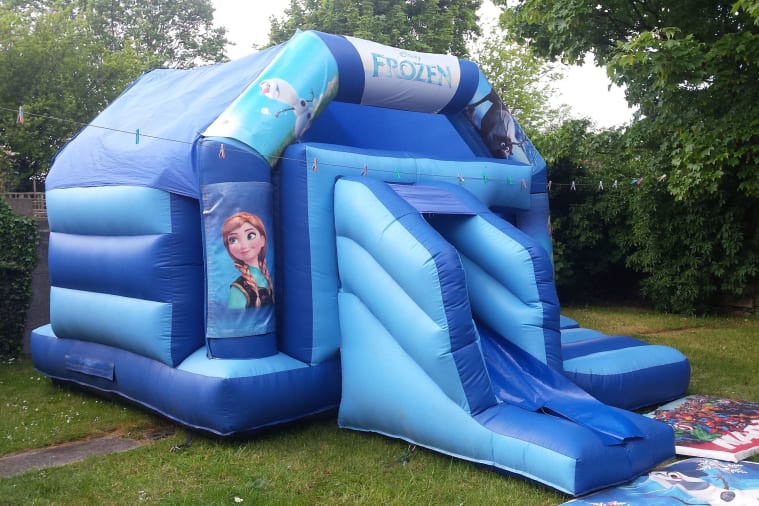 WB059 Frozen Bounce House Inflatable Castle with Slide