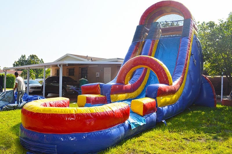 WS099 20ft Screamer Inflatable Water Slide with Pool