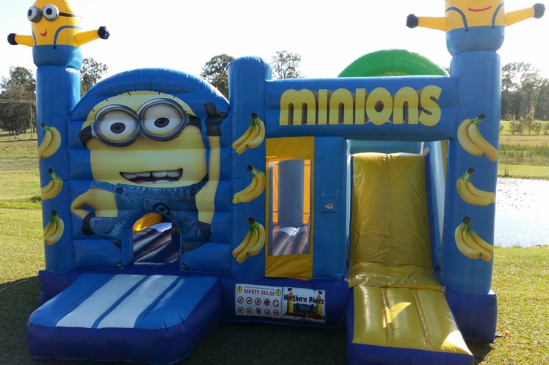 WB132 Minions Inflatable Combo Bounce Castle with Slide