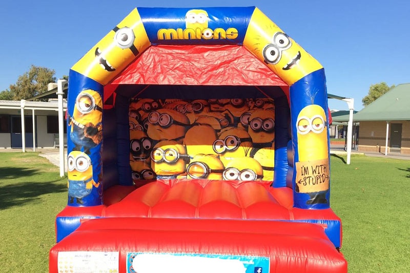 WB134 Minions Inflatable Bounce House Jumping Castle