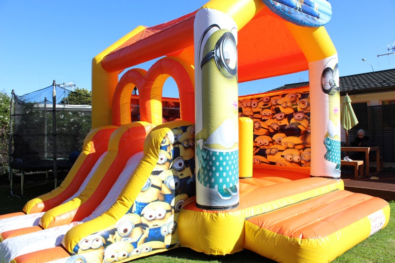 WB144 Minions Theme Inflatable Bouncy Castle with Slide
