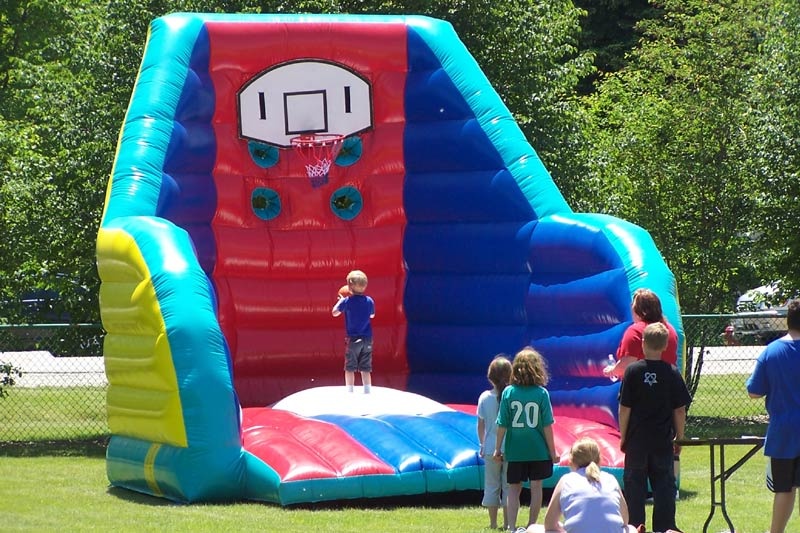 SG100 Outdoor Adjustable Height Inflatable Basketball Game