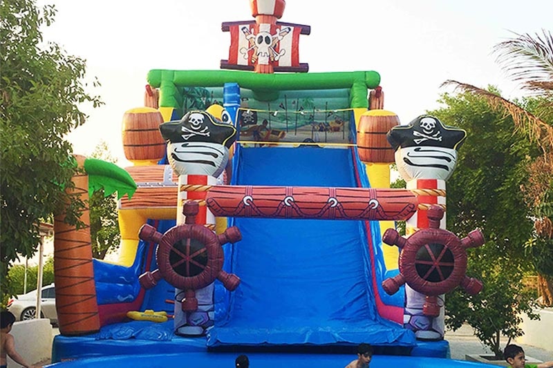 WS067 Pirate 28ft Inflatable Water Slide