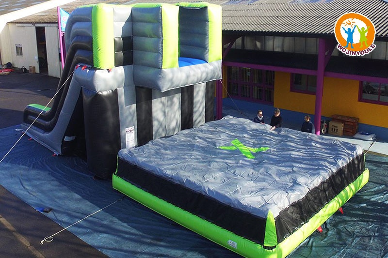 SG099 Giant Inflatable Jump Slide and Airbag