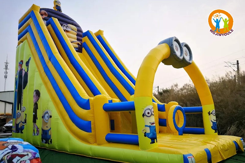 DS218 Minions Theme 36ft Tall Inflatable Dry Slide