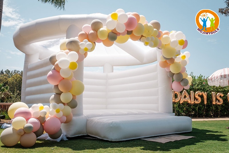 WJ061 White Wedding Castle Bounce House with Roof