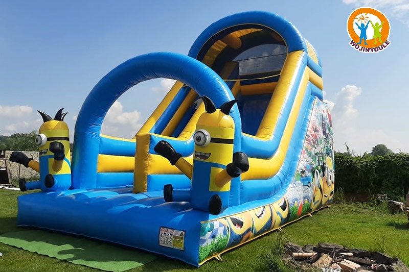 DS286 18ft Tall Minions Inflatable Dry Slide