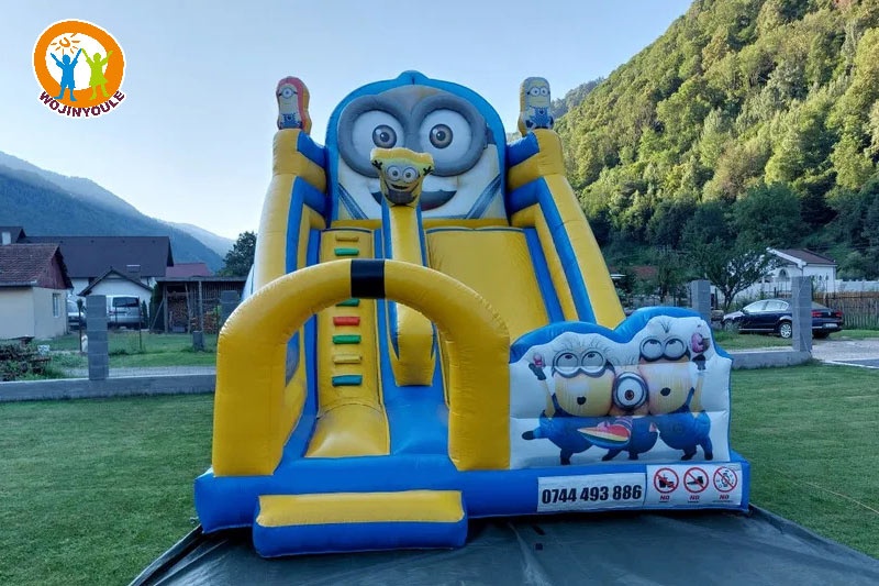 DS292 Minions Inflatable Dry Slide